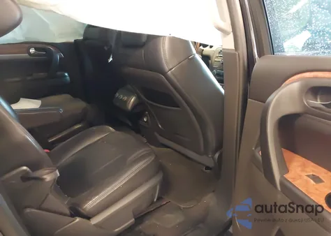 2011 Buick Enclave 1Xl z USA, uszkodzony, nr VIN 5GAKRBED9BJ123011